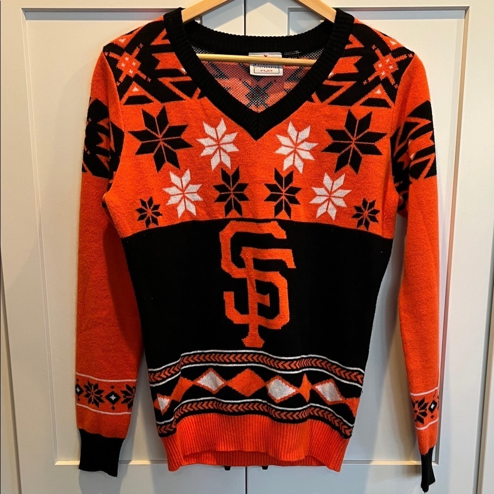 San Francisco Giants V-Neck Ugly Christmas Sweater Size M